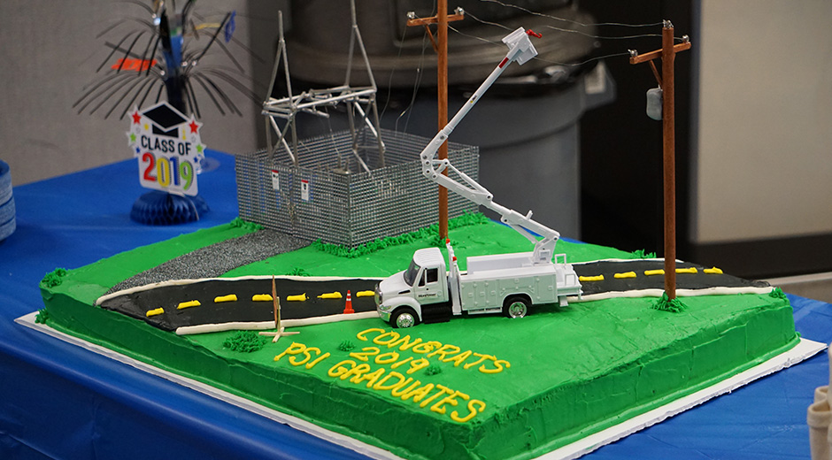 Linemen cake