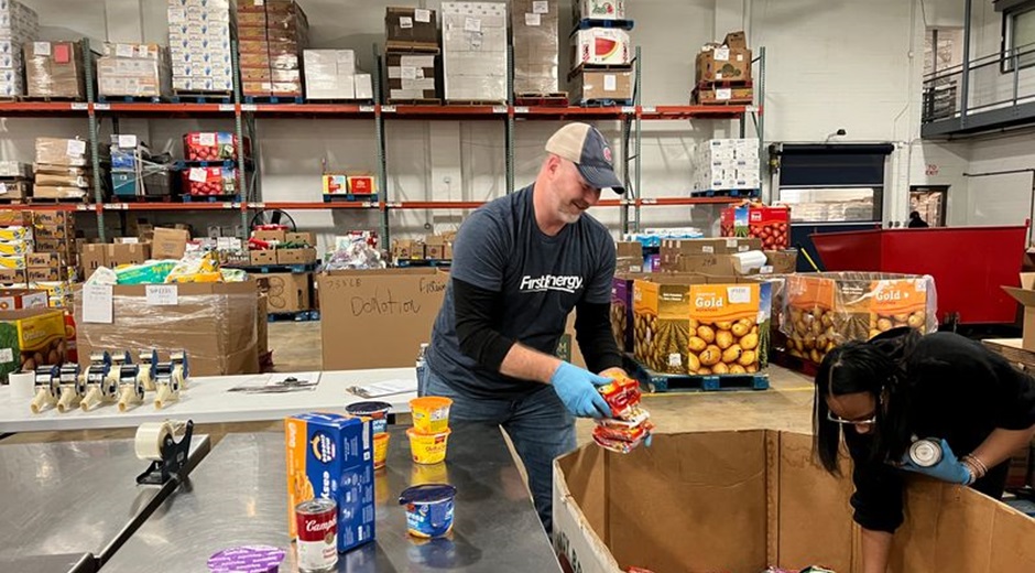 Food bank employee volunteer