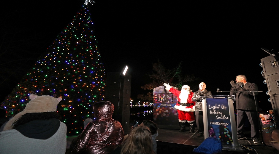 FirstEnergy and JCP&L Light Up Holiday Smiles in Pemberton Township