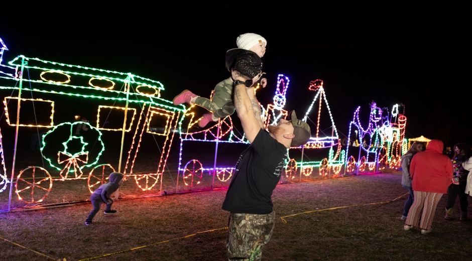 mon power lights man and daughter