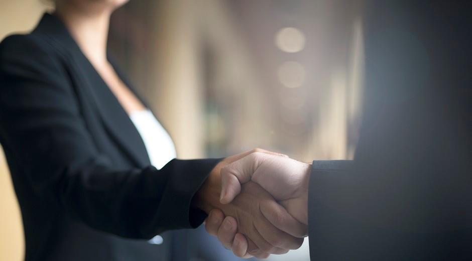 Business people shaking hands